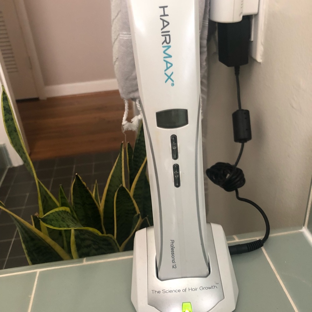 Hairmax professional 12 laser hair regrowth